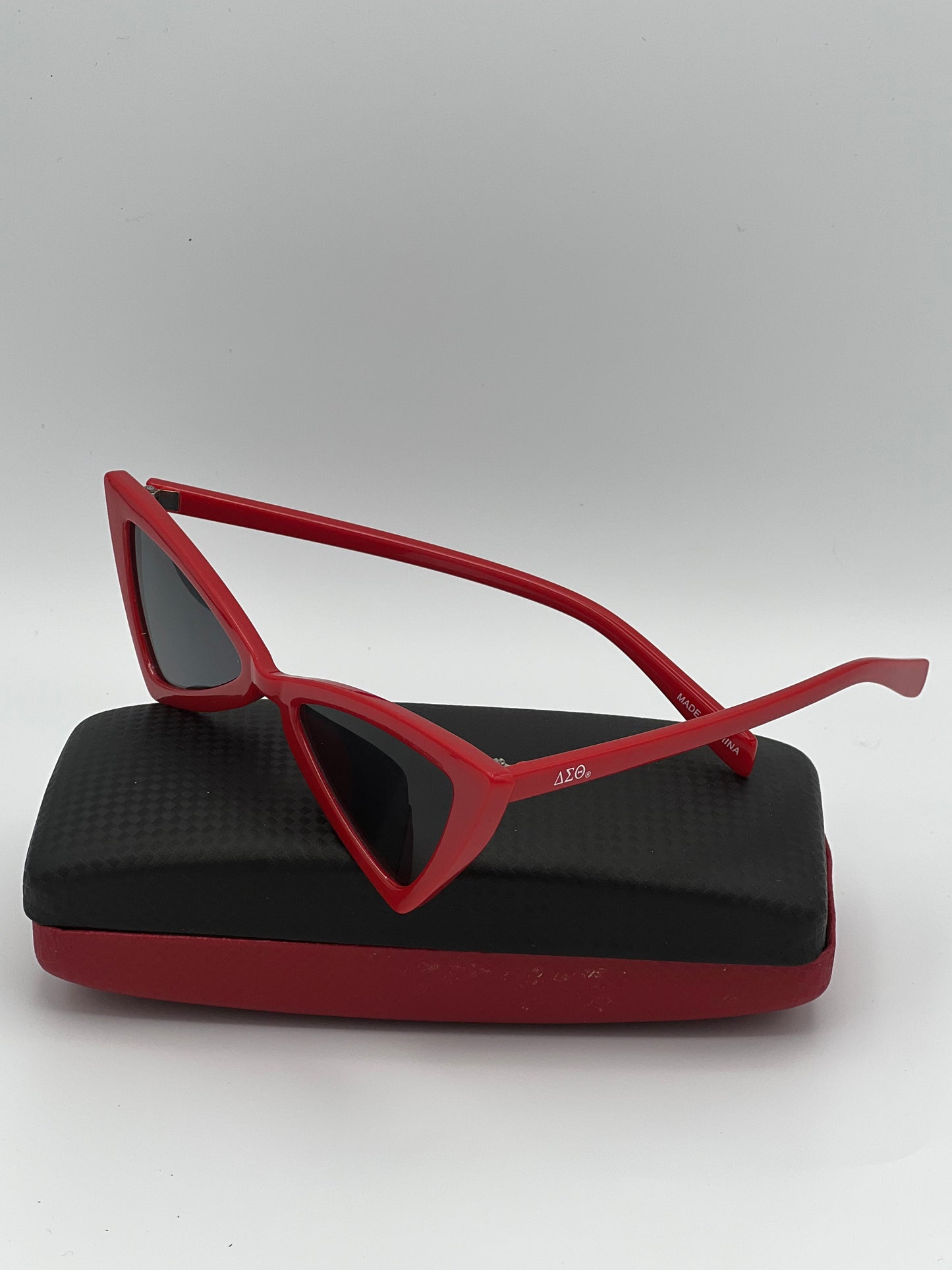 DST RED Fashion Sunglasses